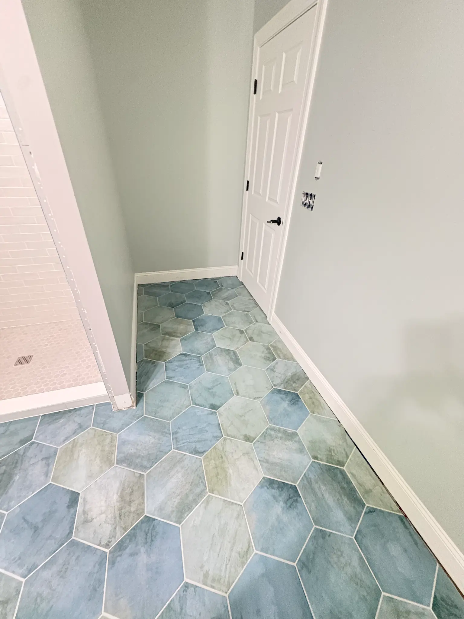 Renovation Experts LLC — project photo 62
